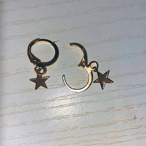 These earrings have never been worn, good shape and I got them from shein